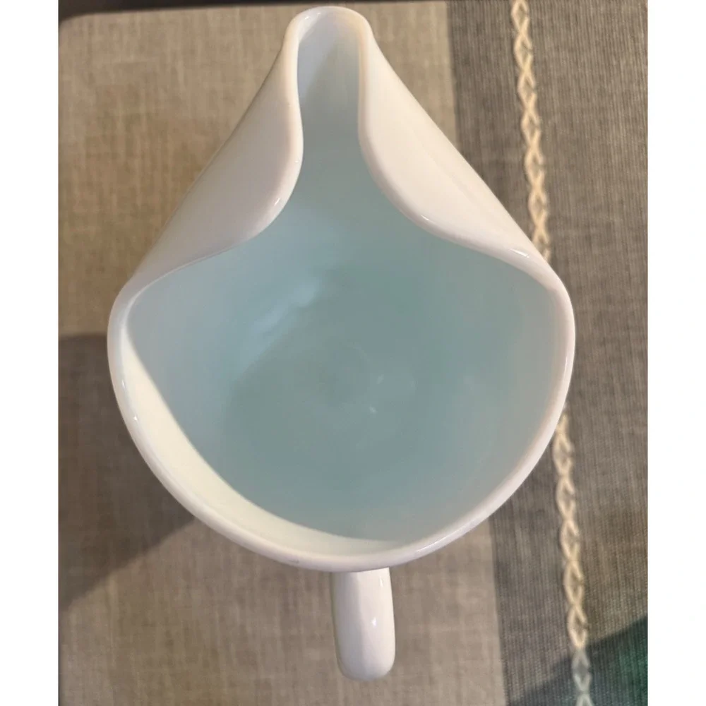 🍇 Vintage Indiana Colony Harvest Milk Glass Pitcher | White Grape & Vine | 10.”
